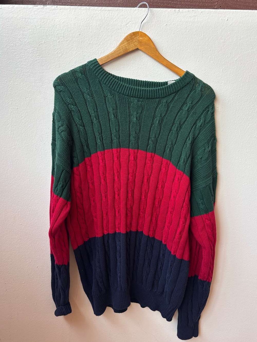 John ASHFORD Colorblock Cable Knit Sweater - Green, Red, Navy